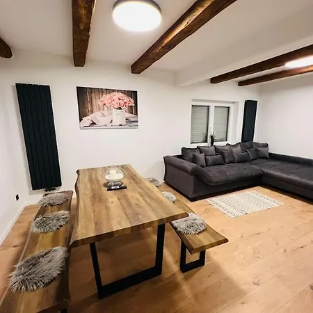 Σπίτι διακοπών Traumhaus•7beds•coworking•wifi•3parkingspaces