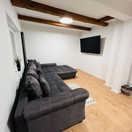 Traumhaus•7beds•coworking•wifi•3parkingspaces Σπίτι διακοπών