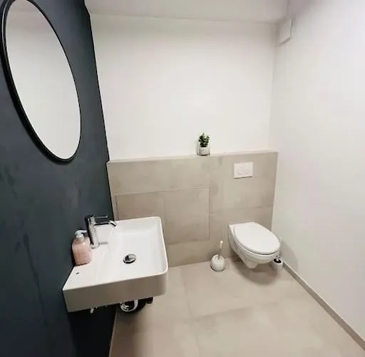 Traumhaus•7beds•coworking•wifi•3parkingspaces Holiday home